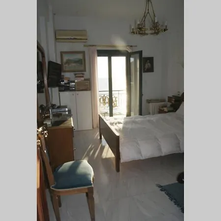 Σπίτι διακοπών Seafront Maisonette In *
